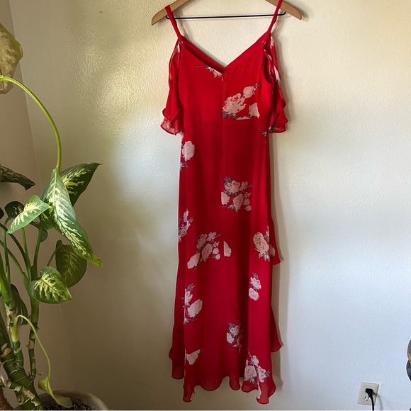 Lulus | Love in Bloom Red Floral Print Off-the-Shoulder High-Low Dress - Picture 6 of 7